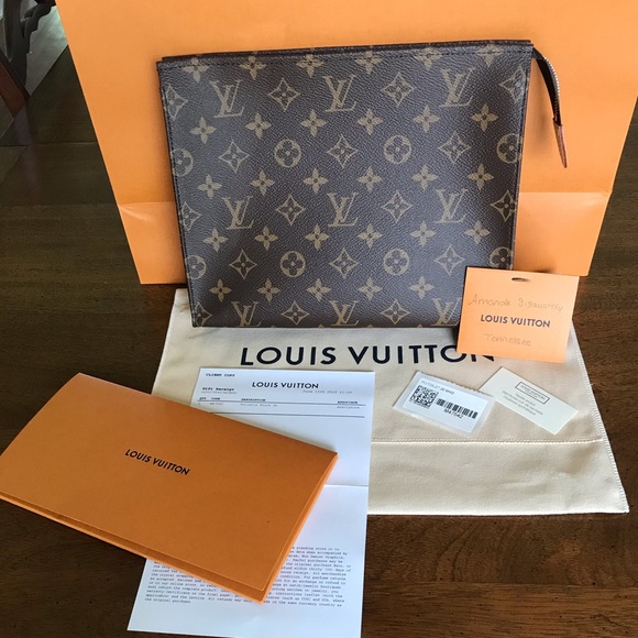 ❌SOLD❌Toiletry 26 - Picture 1 of 7